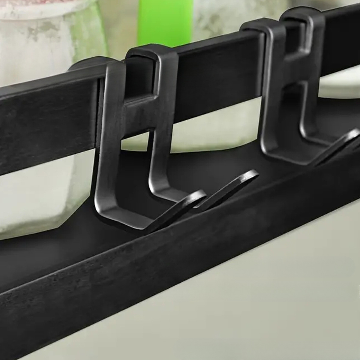 Крючки для задней двери Крючок – обзор и цена Tail Bag Rack